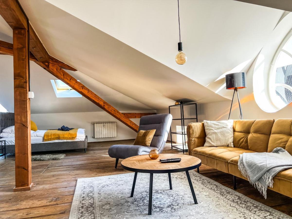 Loft-Wohnung Im Herzen Von Prien - 100M2 - Smarttv エクステリア 写真
