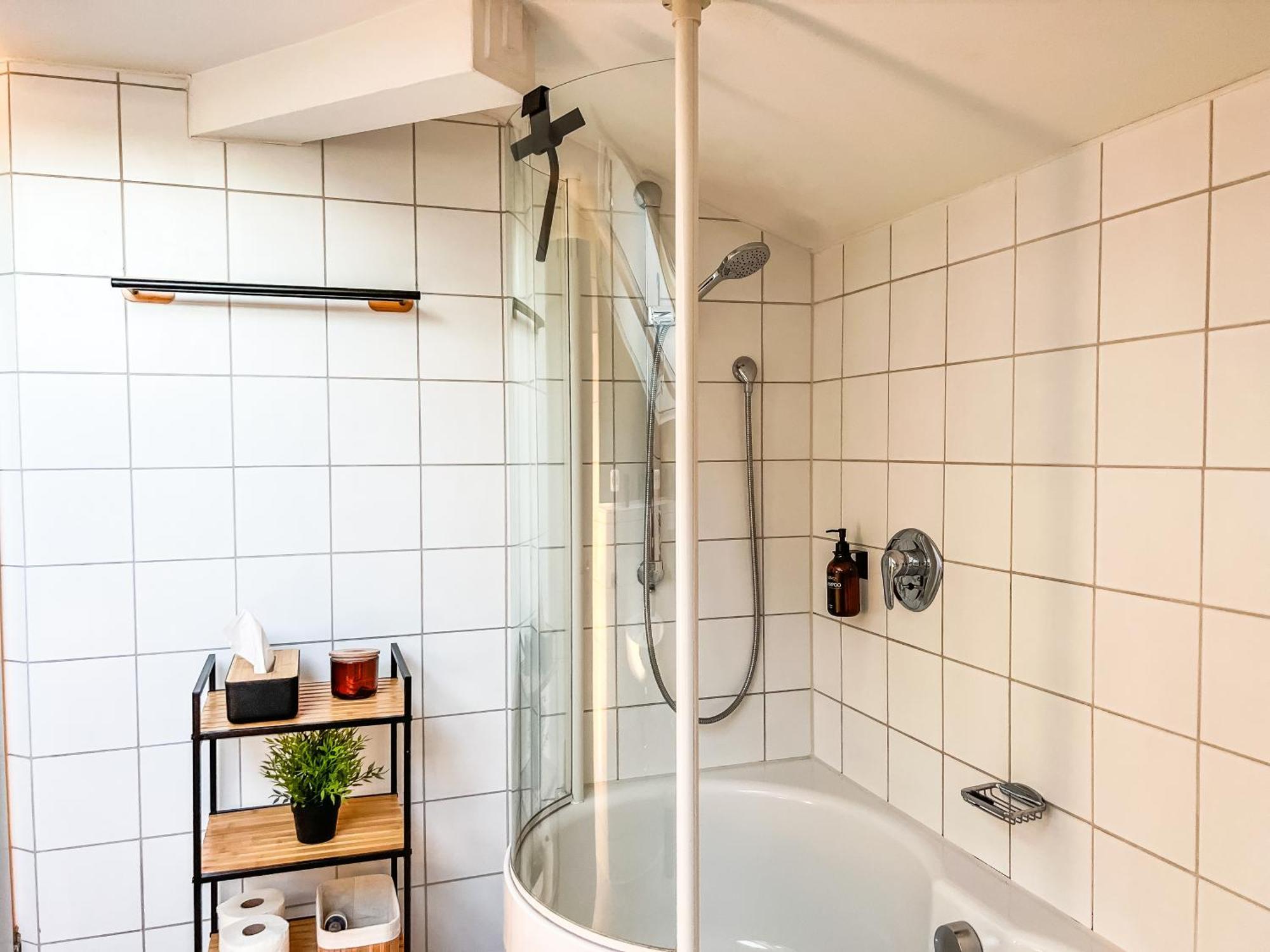 Loft-Wohnung Im Herzen Von Prien - 100M2 - Smarttv エクステリア 写真