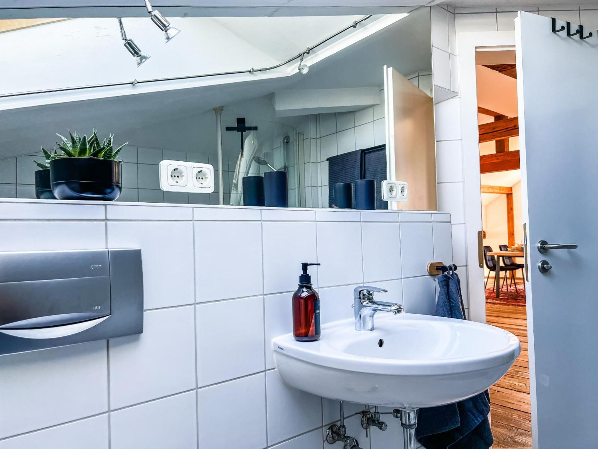 Loft-Wohnung Im Herzen Von Prien - 100M2 - Smarttv エクステリア 写真